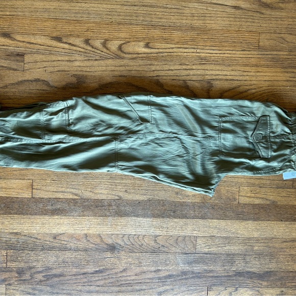 Olive satiny Cargo Pants - Picture 2 of 2